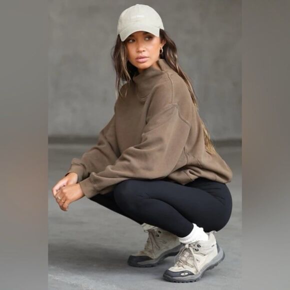 Joah Brown Turtleneck Sweatshirt in Cocoa French Size S/M - Picture 2 of 7